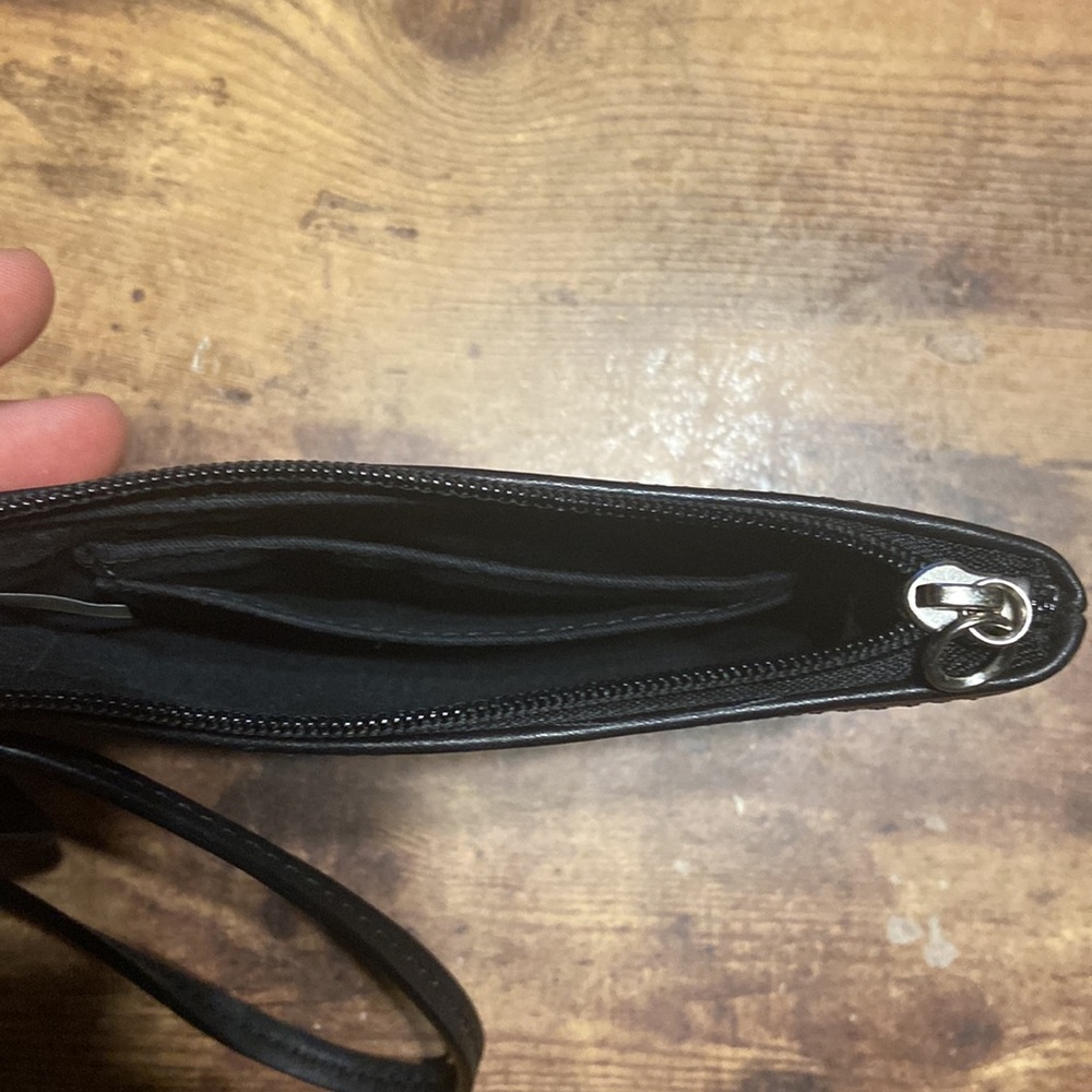 Coach wristlet - Picture 3 of 3